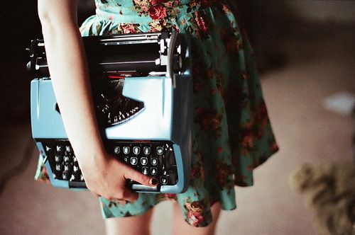 photo floral-print-lomo-typewriter-vintage-Favimcom-208968_zps1ae92aa6.jpg