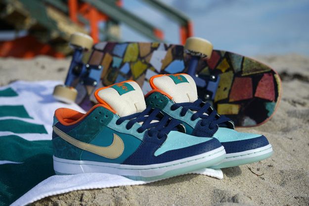  photo mia-skate-shop-x-nike-sb-dunk-low-pro-1_zpse035d1f1.jpg