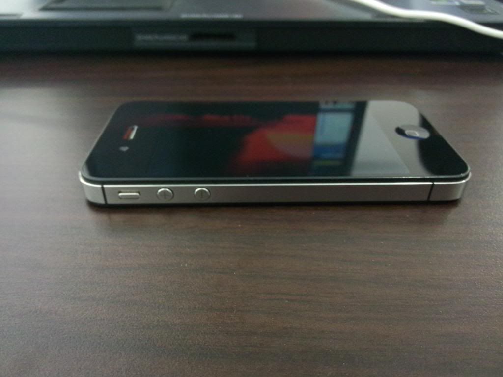 Iphone 4s 16g đen quốc lỗi 3G bán lổ cho anh em