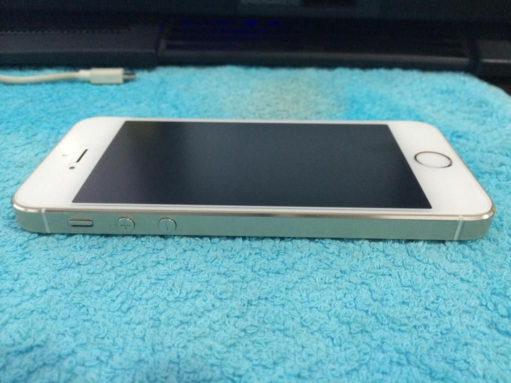 Dính xương bán lổ iPhone 5s 16 Gold & 2 cây 5g 16g đen bệnh nhẹ