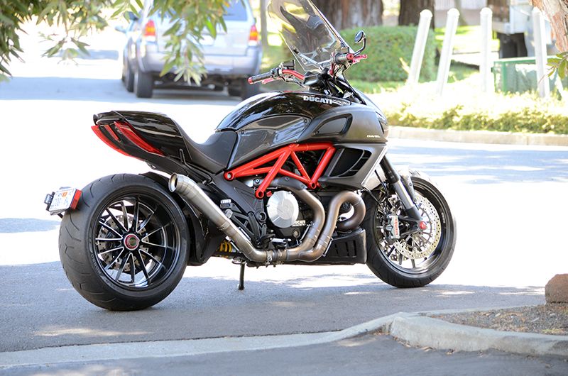 Ducati Diavel Cromo Carbon AMG Dark Billet Aluminum Engine Clutch Case Cover